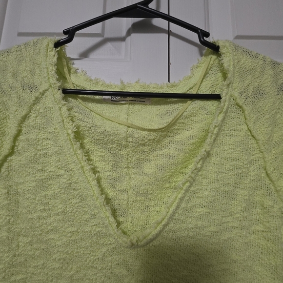 We The Free Early Bloomer Lime Shirt Size Small - Picture 3 of 9